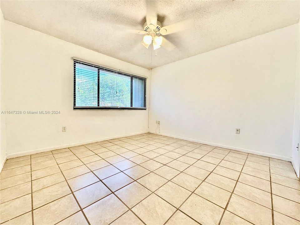 For Rent: $1,450 (2 beds, 1 baths, 0 Square Feet)