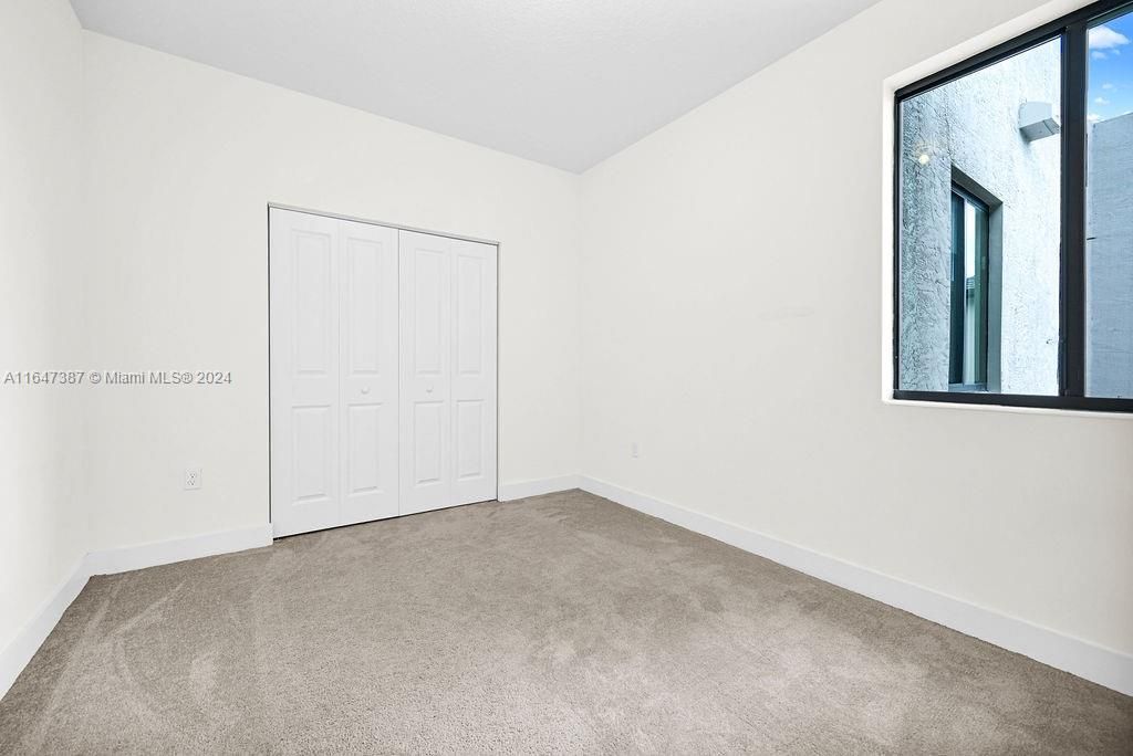 Recently Sold: $680,000 (3 beds, 2 baths, 1604 Square Feet)