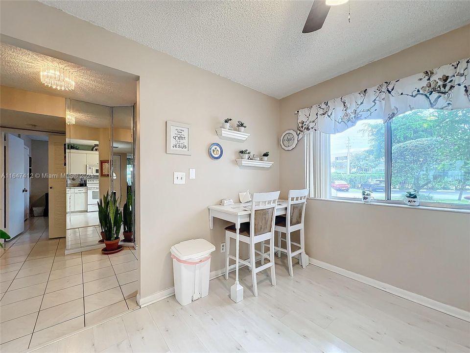 For Sale: $184,999 (2 beds, 2 baths, 1444 Square Feet)