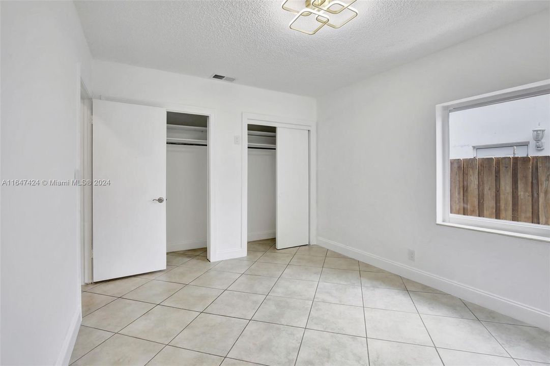 For Sale: $559,000 (2 beds, 1 baths, 1020 Square Feet)