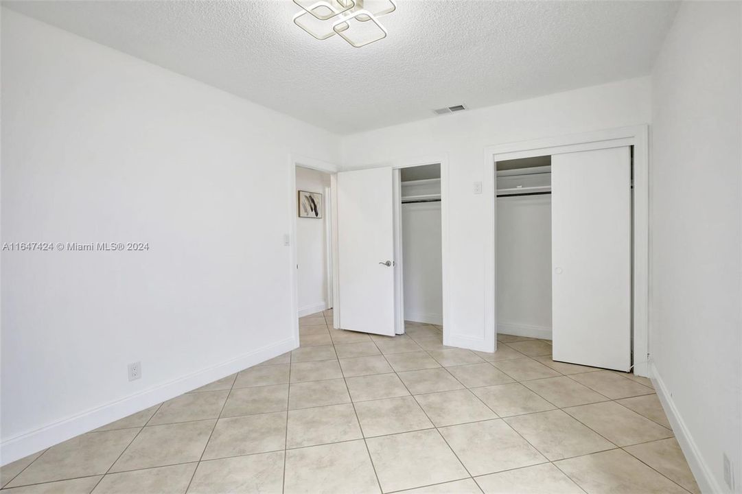 For Sale: $559,000 (2 beds, 1 baths, 1020 Square Feet)