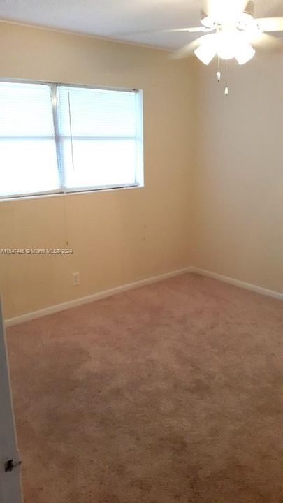 For Rent: $1,530 (2 beds, 1 baths, 840 Square Feet)