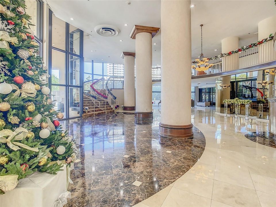 Recently Rented: $3,300 (1 beds, 1 baths, 993 Square Feet)