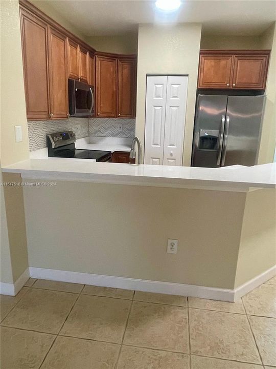 Recently Rented: $2,750 (3 beds, 2 baths, 1428 Square Feet)