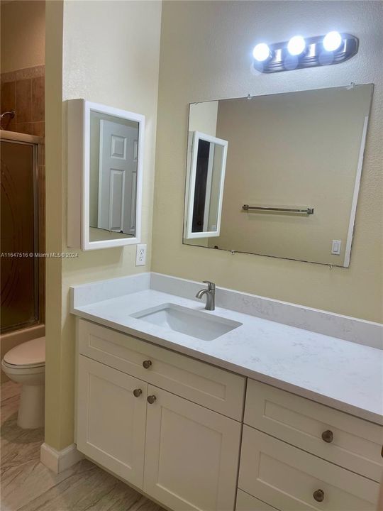 Recently Rented: $2,750 (3 beds, 2 baths, 1428 Square Feet)