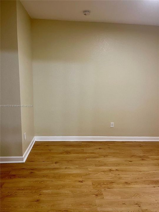 Recently Rented: $2,750 (3 beds, 2 baths, 1428 Square Feet)