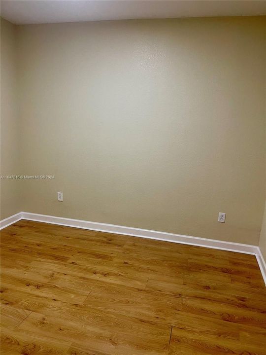 Recently Rented: $2,750 (3 beds, 2 baths, 1428 Square Feet)