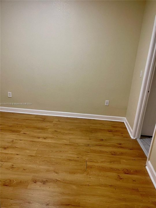 Recently Rented: $2,750 (3 beds, 2 baths, 1428 Square Feet)