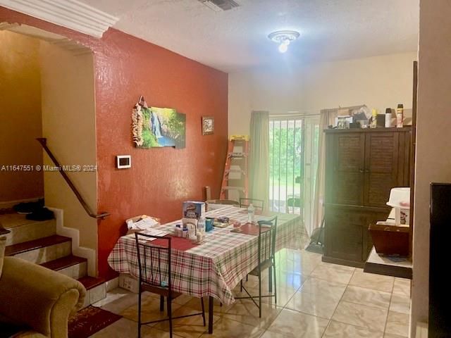 For Sale: $550,000 (2 beds, 2 baths, 1555 Square Feet)