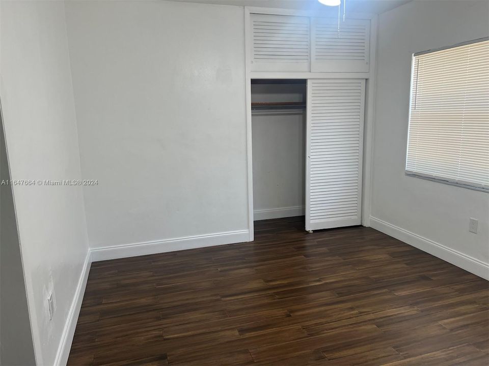 For Sale: $261,250 (2 beds, 2 baths, 750 Square Feet)