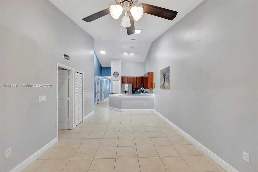 Active With Contract: $2,300 (3 beds, 2 baths, 1258 Square Feet)