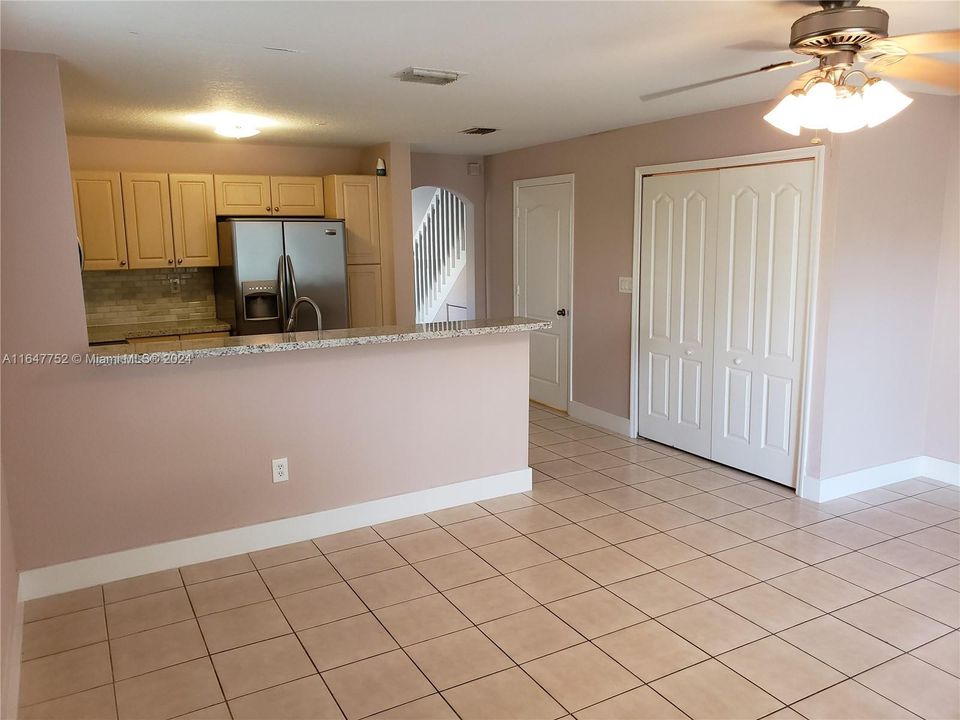 Active With Contract: $2,850 (3 beds, 2 baths, 1697 Square Feet)