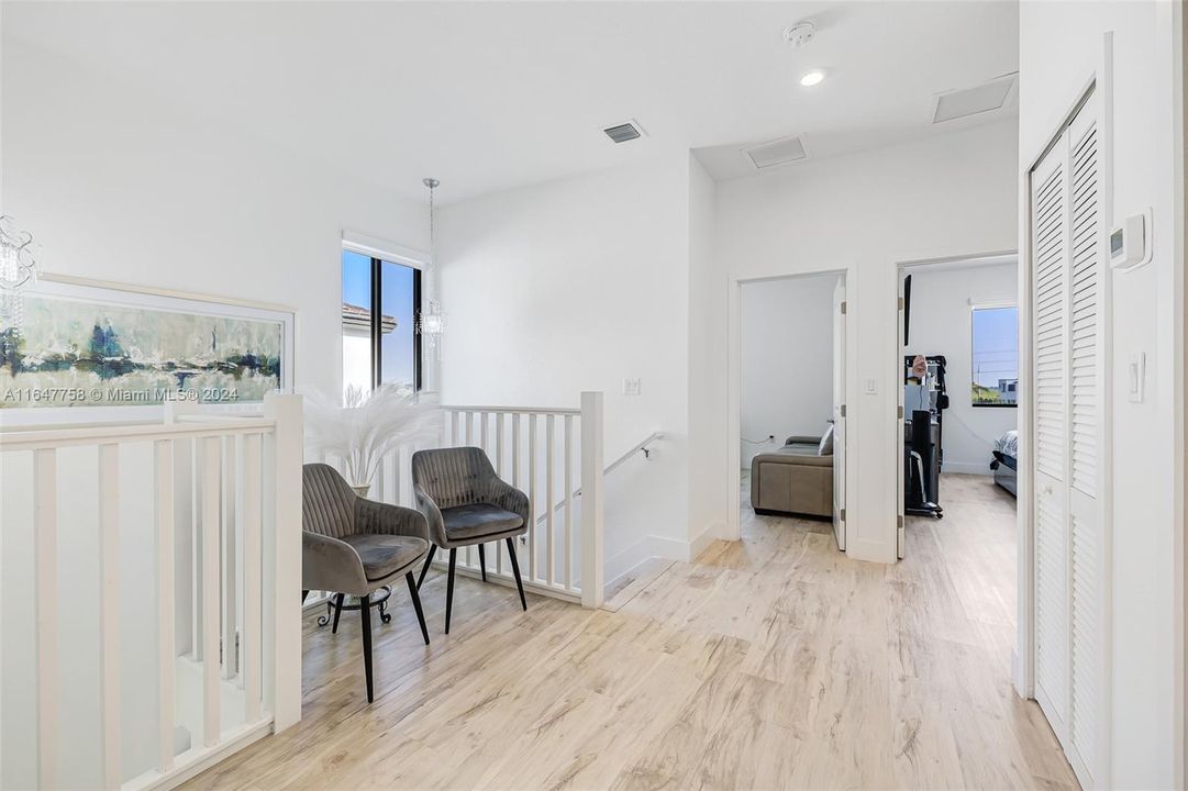 Active With Contract: $679,000 (4 beds, 3 baths, 2254 Square Feet)