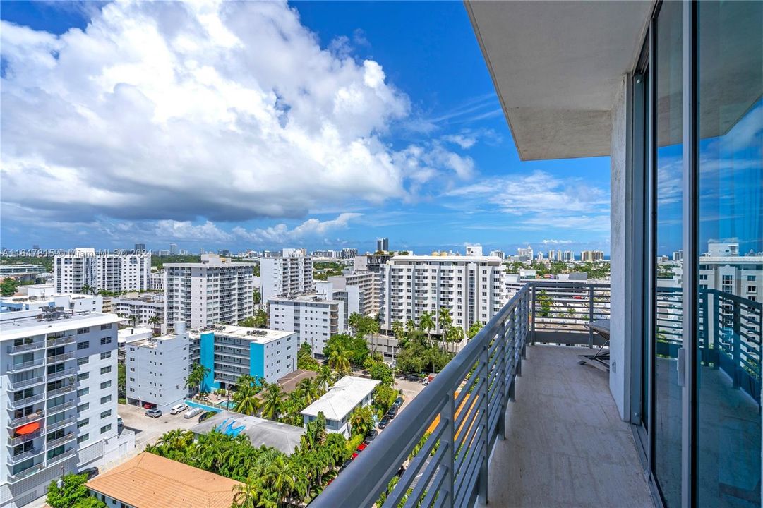 For Sale: $4,499,000 (3 beds, 3 baths, 2165 Square Feet)