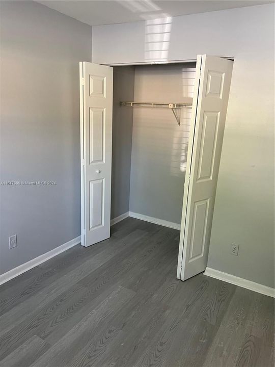 Recently Rented: $2,200 (2 beds, 2 baths, 951 Square Feet)