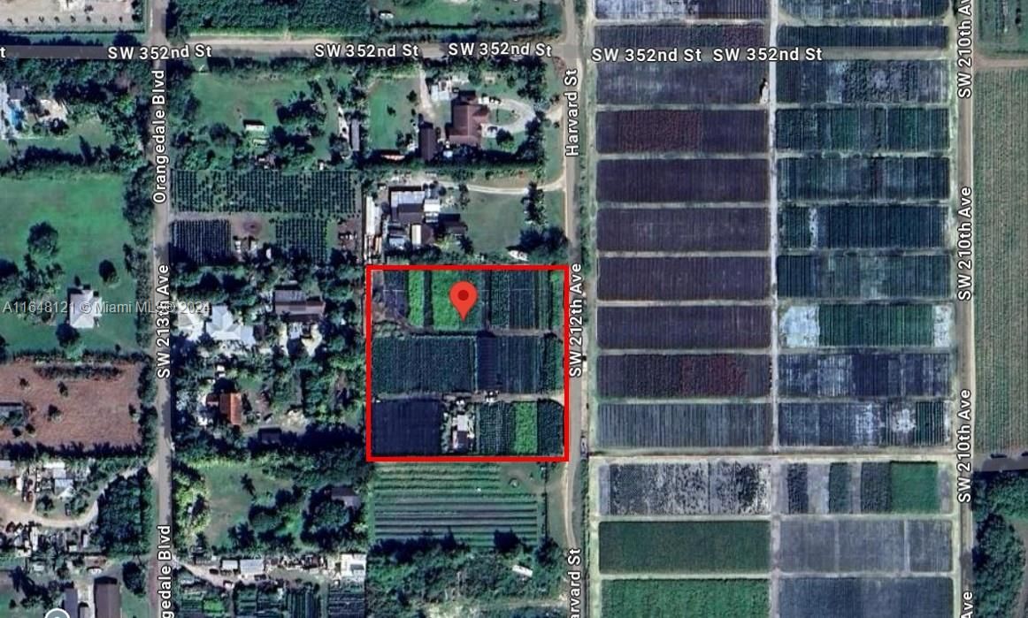 待售: $425,000 (2.40 acres)