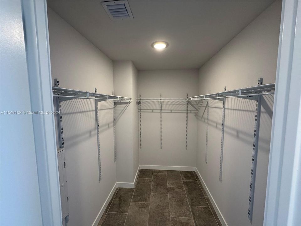 Recientemente alquilado: $1,995 (1 camas, 1 baños, 777 Pies cuadrados)