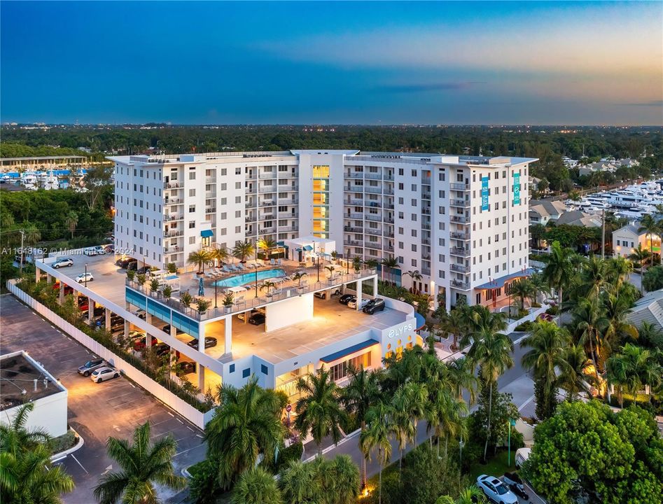 Recientemente alquilado: $1,995 (1 camas, 1 baños, 777 Pies cuadrados)