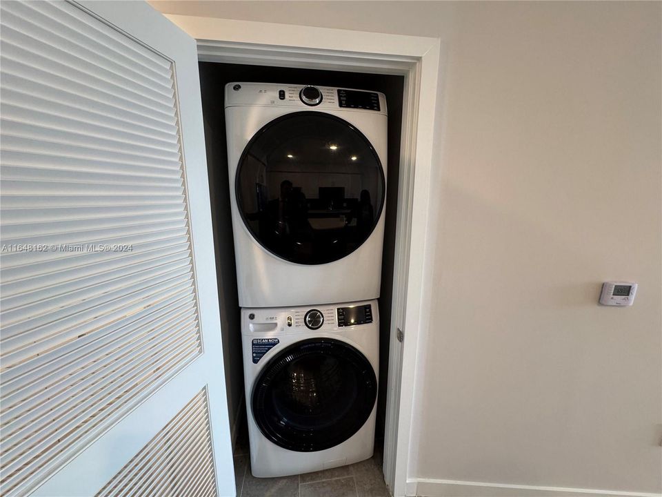 Recientemente alquilado: $1,995 (1 camas, 1 baños, 777 Pies cuadrados)