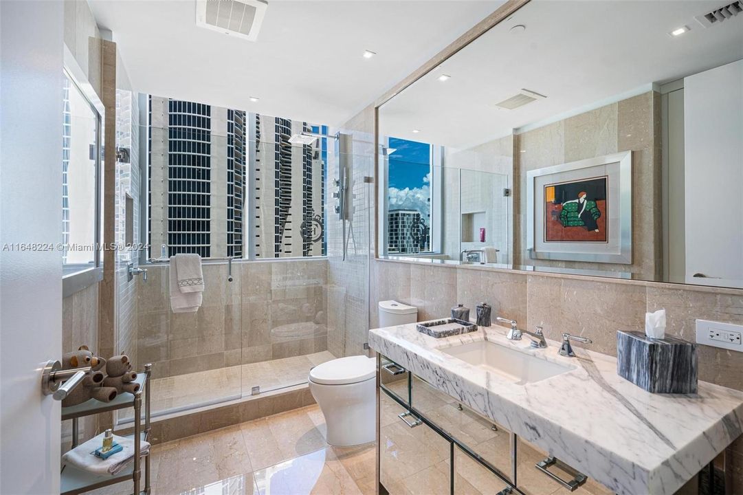 For Sale: $1,979,000 (2 beds, 2 baths, 1465 Square Feet)