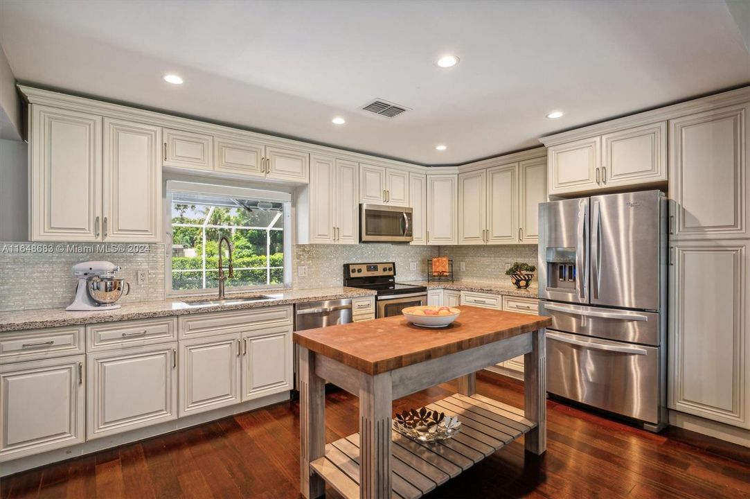 Recently updated kitchen w/remote LED upper cabinet lighting