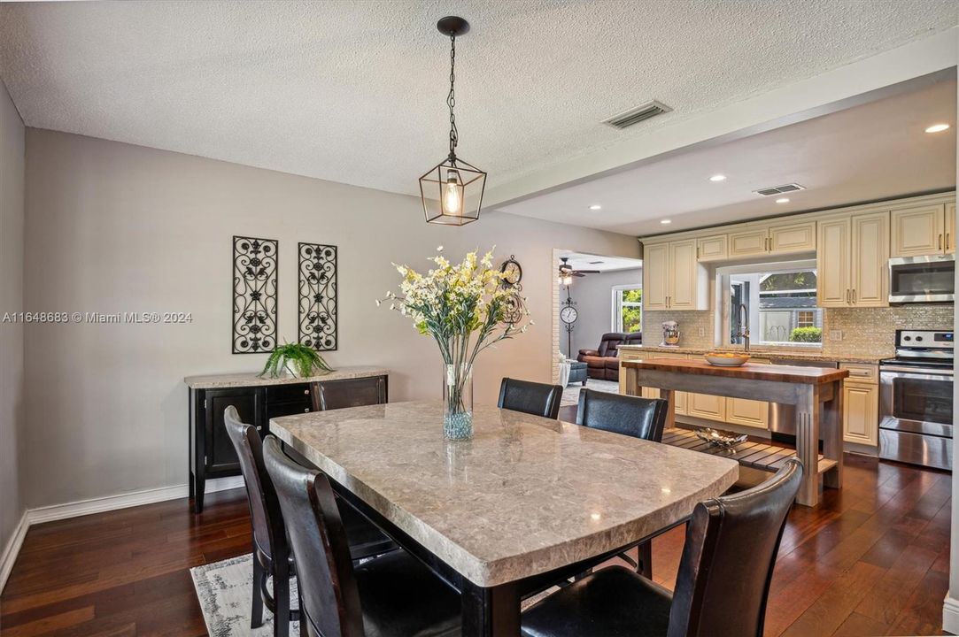 Spacious Dining area with bay window