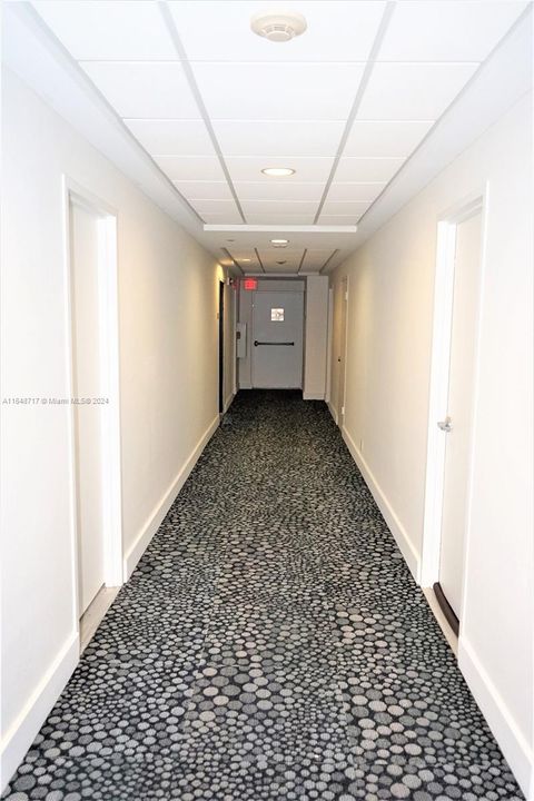 Recently Rented: $2,250 (0 beds, 1 baths, 663 Square Feet)