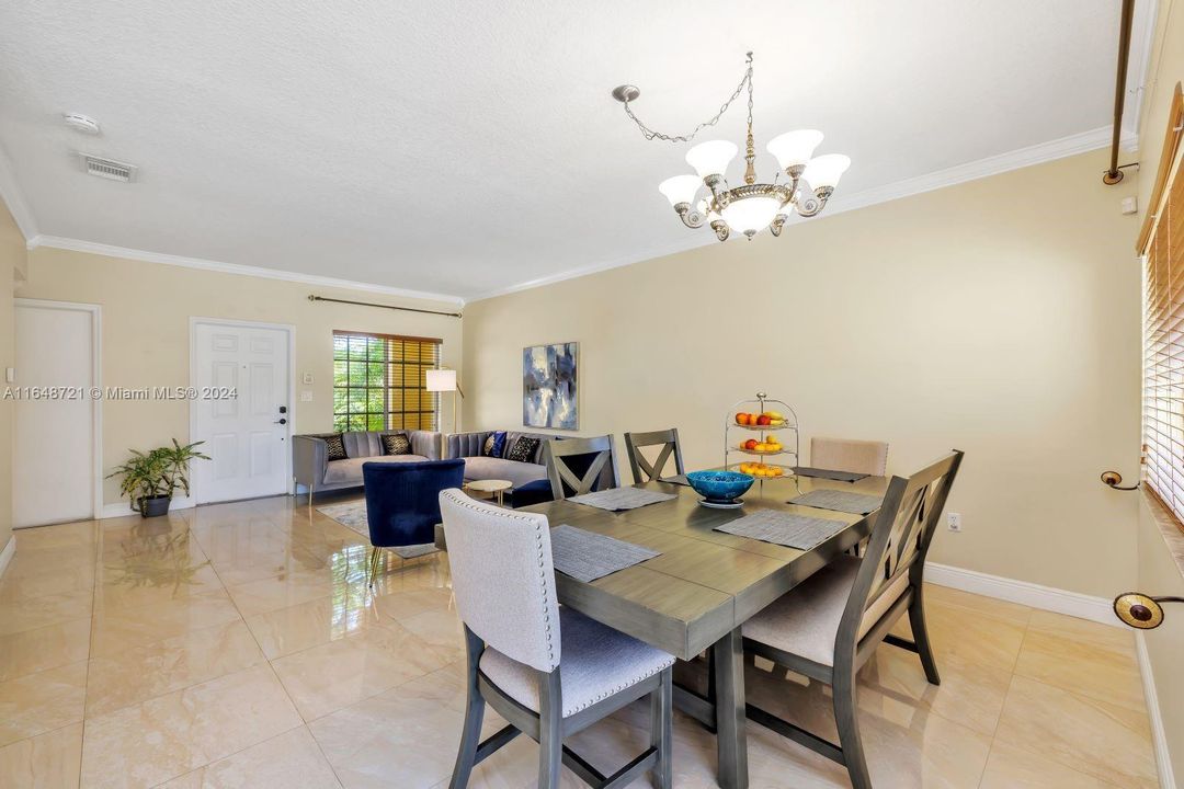 Active With Contract: $3,350 (3 beds, 2 baths, 1726 Square Feet)