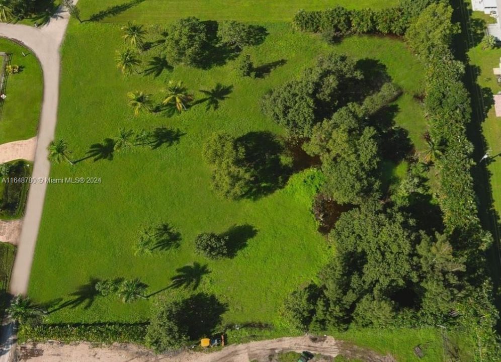 For Sale: $1,050,000 (1.98 acres)