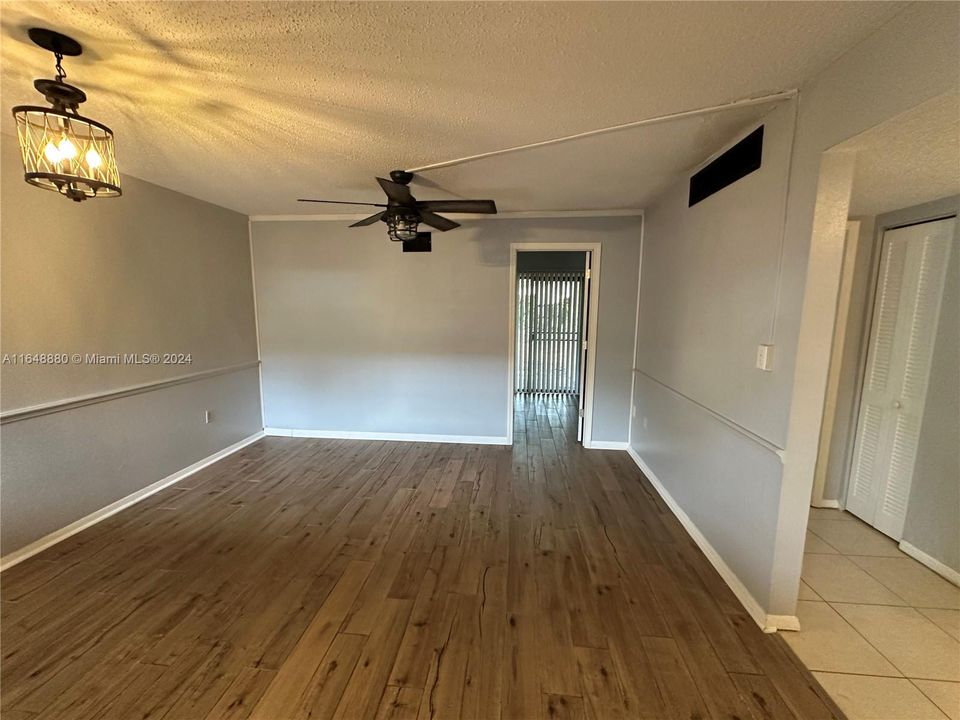 For Rent: $1,200 (2 beds, 1 baths, 0 Square Feet)