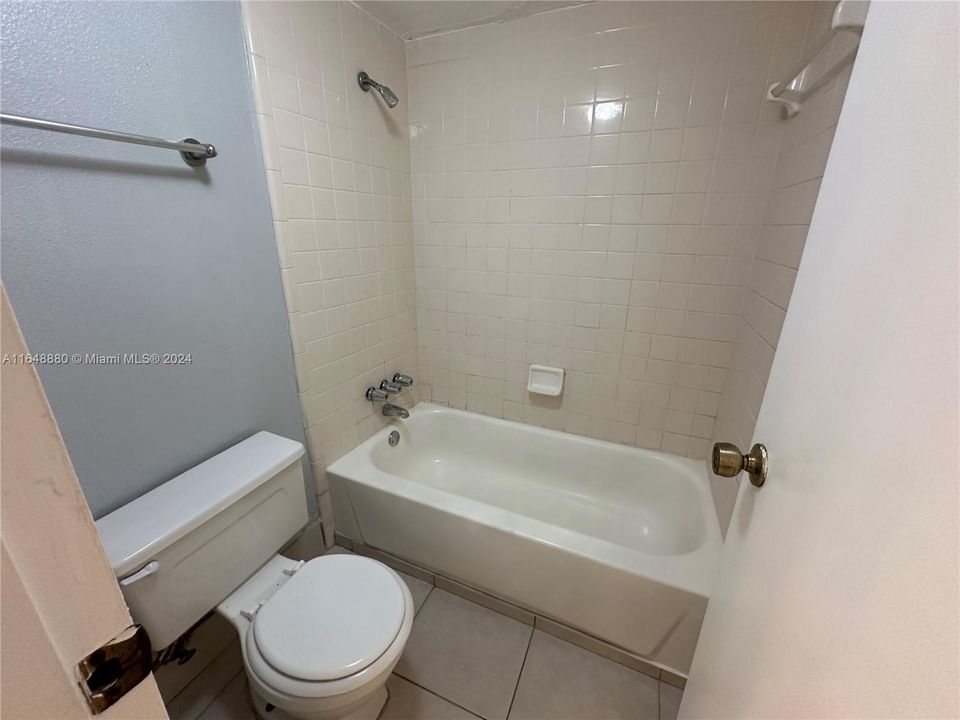 For Rent: $1,200 (2 beds, 1 baths, 0 Square Feet)