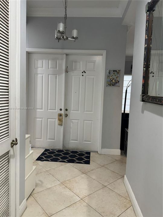 Recently Sold: $819,900 (4 beds, 3 baths, 2328 Square Feet)