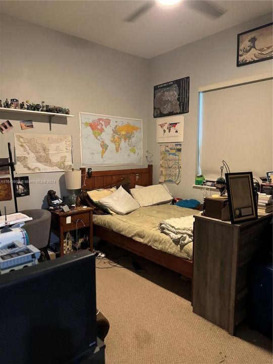 Recently Sold: $819,900 (4 beds, 3 baths, 2328 Square Feet)