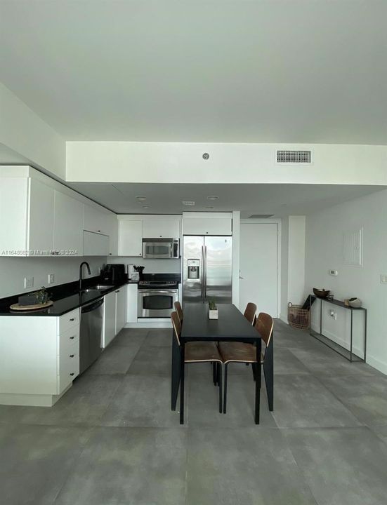 Recently Sold: $532,000 (1 beds, 1 baths, 639 Square Feet)