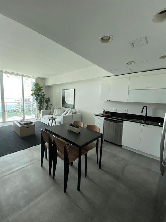 Recently Sold: $532,000 (1 beds, 1 baths, 639 Square Feet)