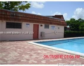 Recently Sold: $230,000 (2 beds, 2 baths, 956 Square Feet)