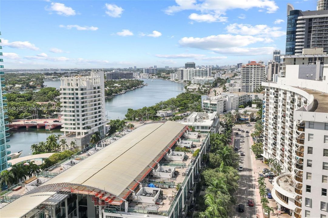 For Sale: $7,000,000 (3 beds, 4 baths, 3982 Square Feet)