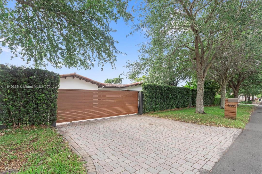 For Sale: $1,650,000 (4 beds, 3 baths, 0 Square Feet)