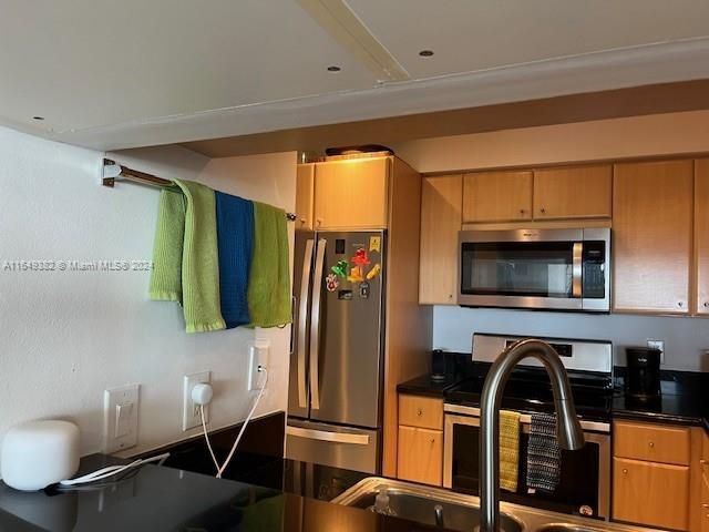 Recientemente alquilado: $4,200 (2 camas, 2 baños, 1190 Pies cuadrados)