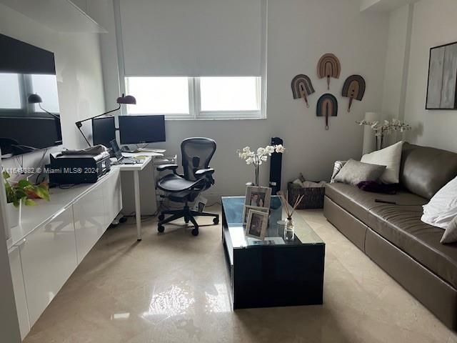 Recientemente alquilado: $4,200 (2 camas, 2 baños, 1190 Pies cuadrados)