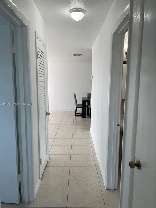 最近租的: $3,700 (3 贝兹, 2 浴室, 0 平方英尺)