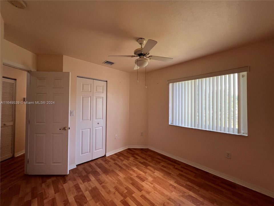 2nd bedrooms with walk-in closet