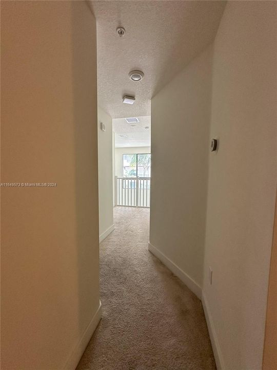 Active With Contract: $3,200 (2 beds, 2 baths, 1312 Square Feet)