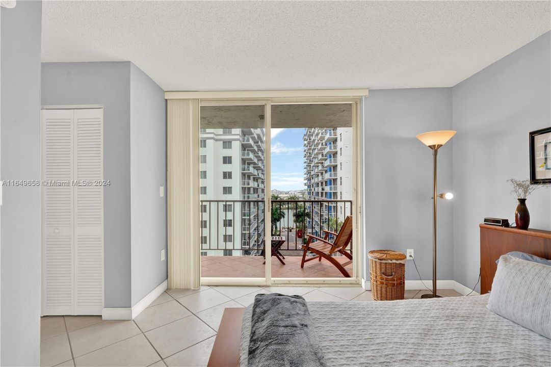 Recently Rented: $2,850 (3 beds, 2 baths, 1326 Square Feet)