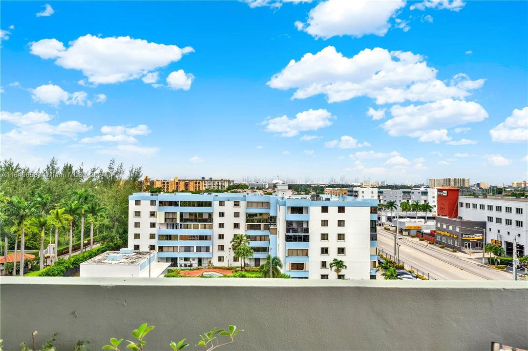 Recently Rented: $2,850 (3 beds, 2 baths, 1326 Square Feet)