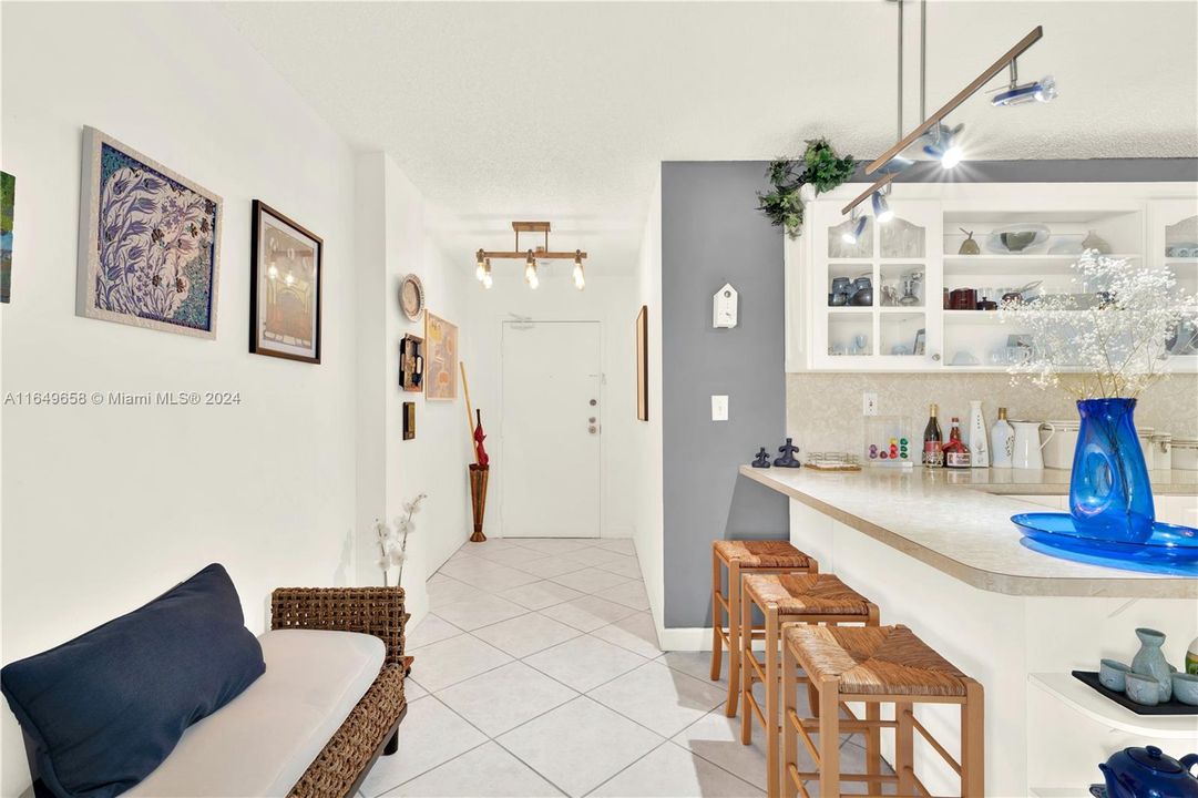 Recently Rented: $2,850 (3 beds, 2 baths, 1326 Square Feet)