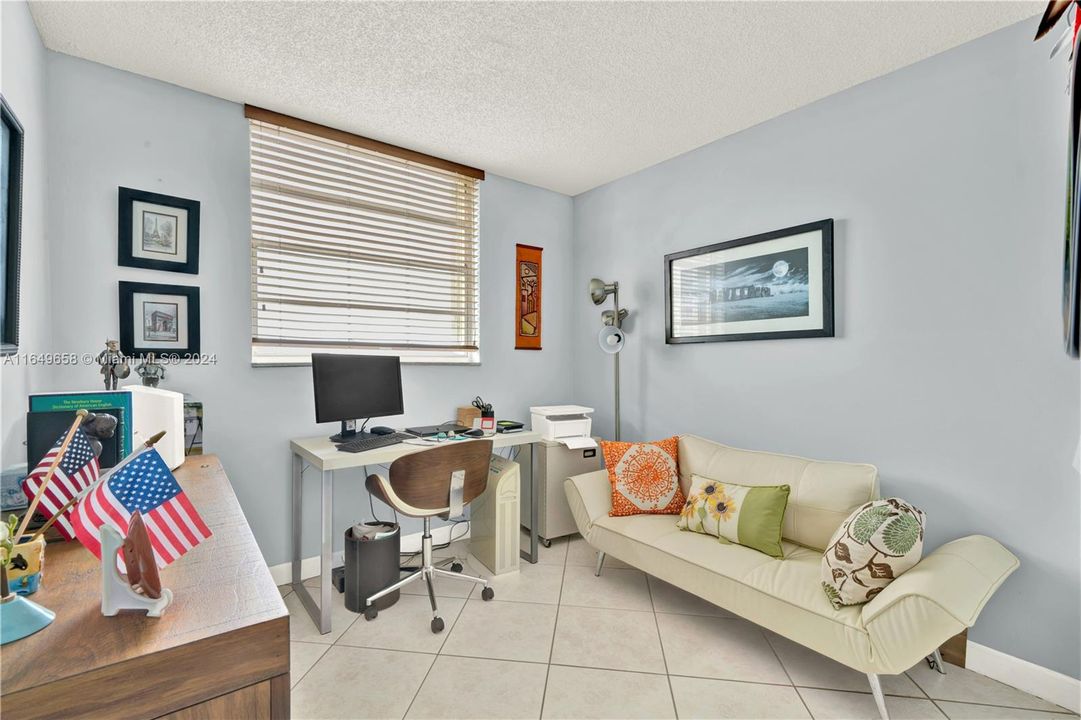 Recently Rented: $2,850 (3 beds, 2 baths, 1326 Square Feet)