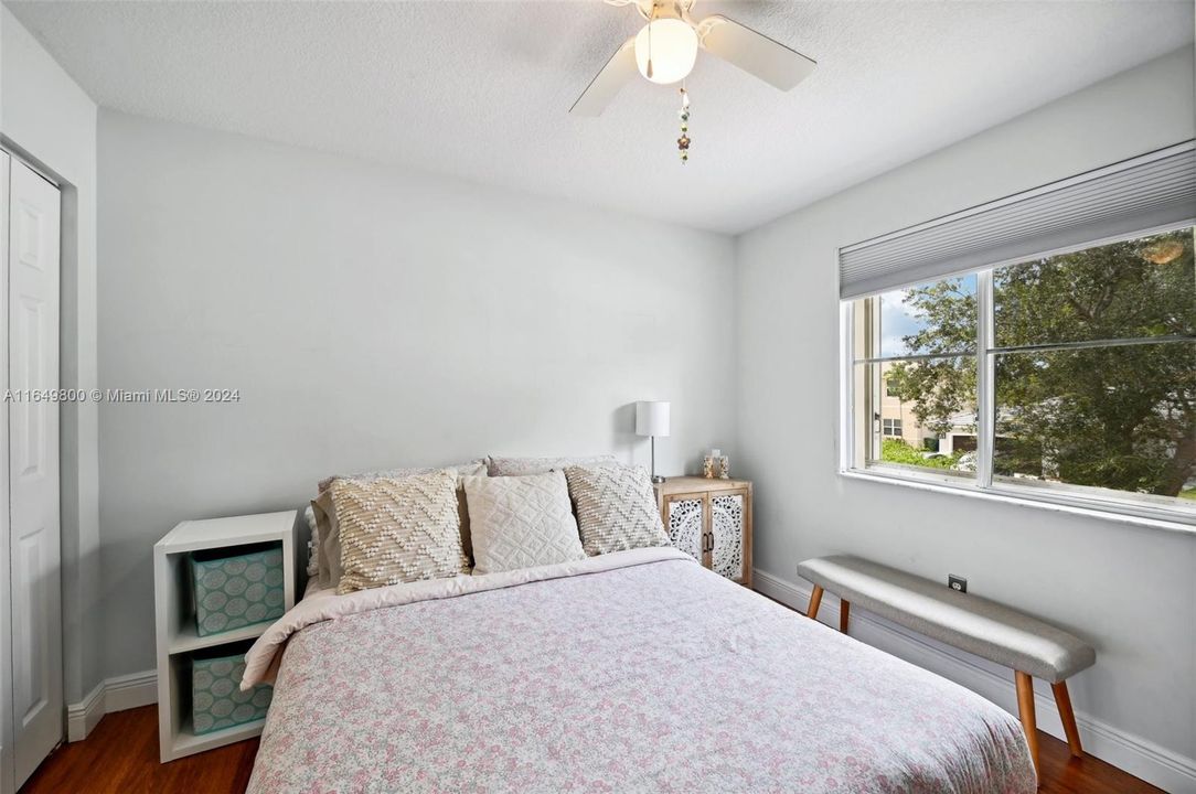 Active With Contract: $4,200 (3 beds, 2 baths, 2078 Square Feet)