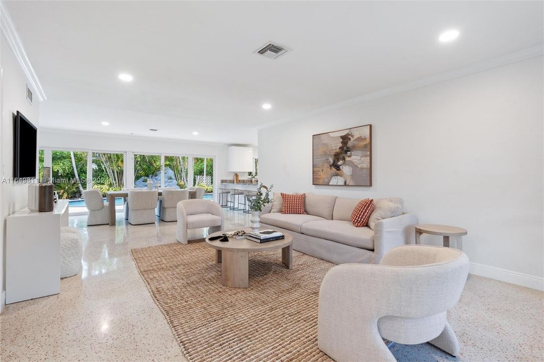 Active With Contract: $1,590,000 (4 beds, 3 baths, 2488 Square Feet)