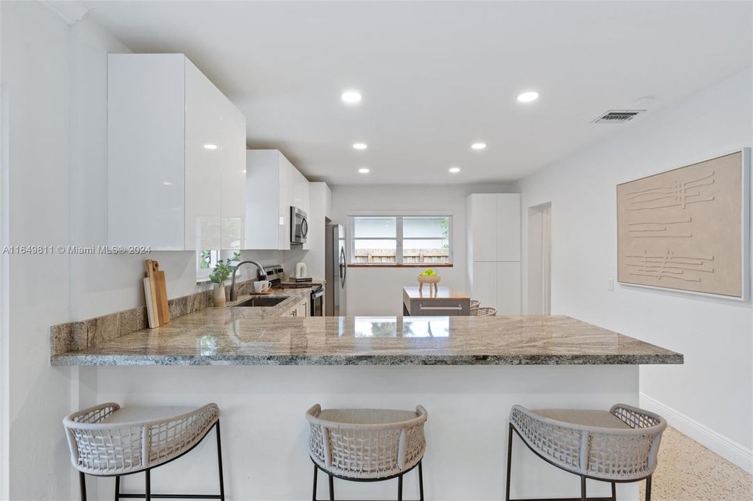 Active With Contract: $1,590,000 (4 beds, 3 baths, 2488 Square Feet)